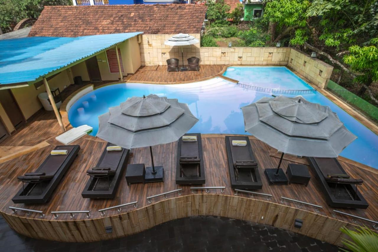 Holiday Goa Hotel Arpora Exterior photo